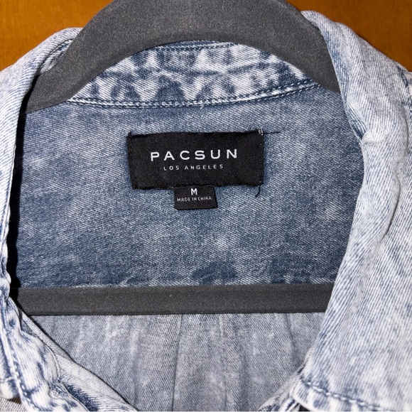 PacSun Acid Wash Denim Button-Up Shirt 👕✨ Men’s Medium | Short Sleeves - Picture 2 of 5